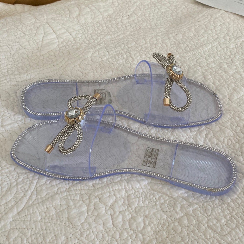Lauren lorraine size 11 or 42 clear with gold/gray detail sandal.